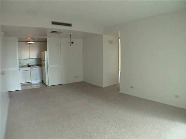 225 Queen Street  Unit 14/A