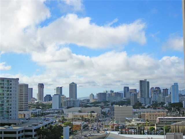 1212 Punahou Street  Unit 1008