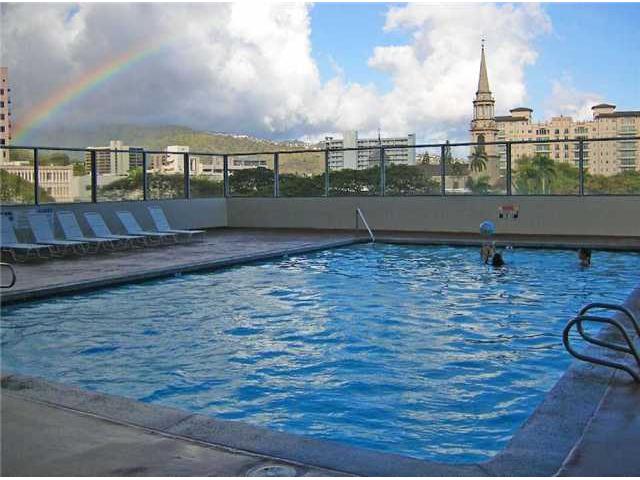 1212 Punahou Street  Unit 1008