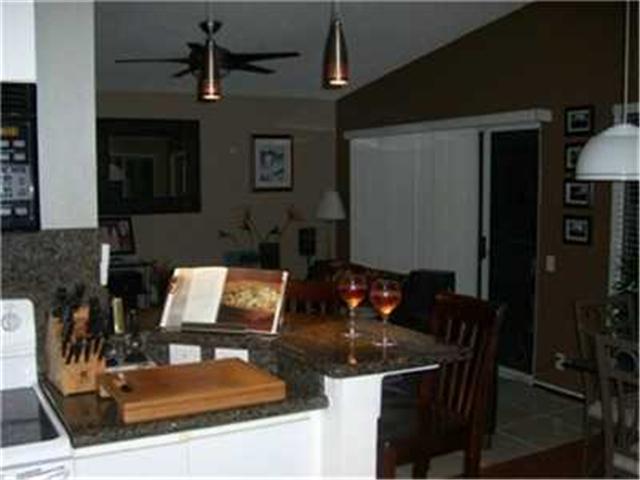911121 Laaulu Street  Unit 10/B