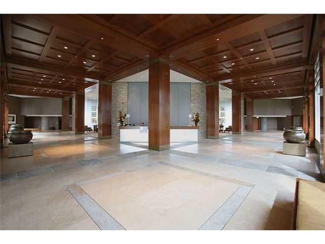 1177 Queen Street  Unit 3705