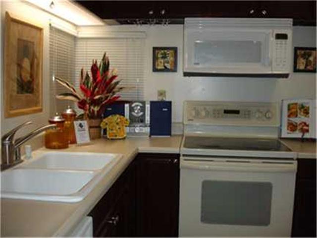 2724 Kahoaloha Lane  Unit 705