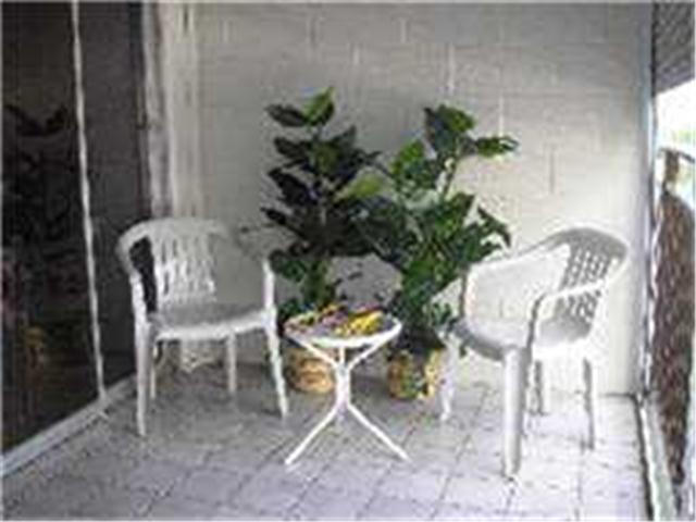 1415 Victoria Street  Unit 211