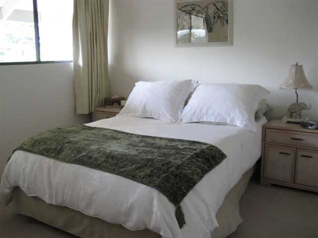 2860 Waialae Avenue  Unit PH/3