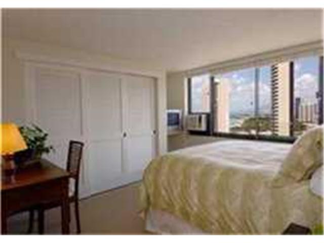 343 Hobron Lane  Unit 2701
