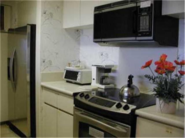 581 Kamoku Street  Unit EWA/3704