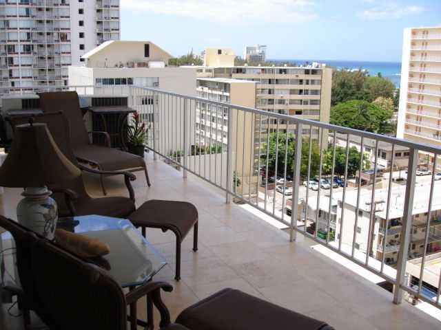 155 Paoakalani Avenue  Unit PH2