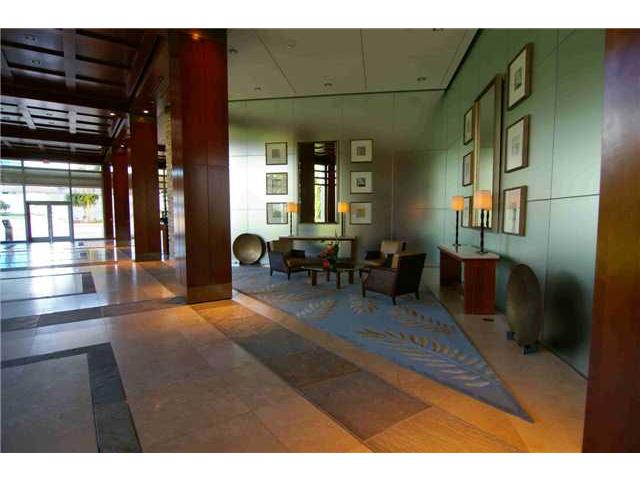 1177 Queen Street  Unit 3501