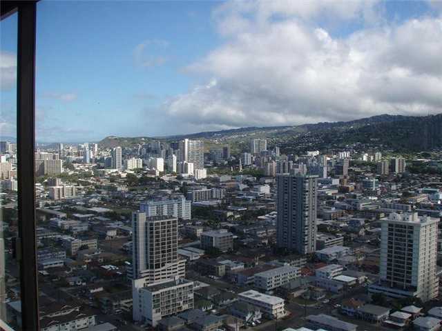 2333 Kapiolani Boulevard  Unit 3517