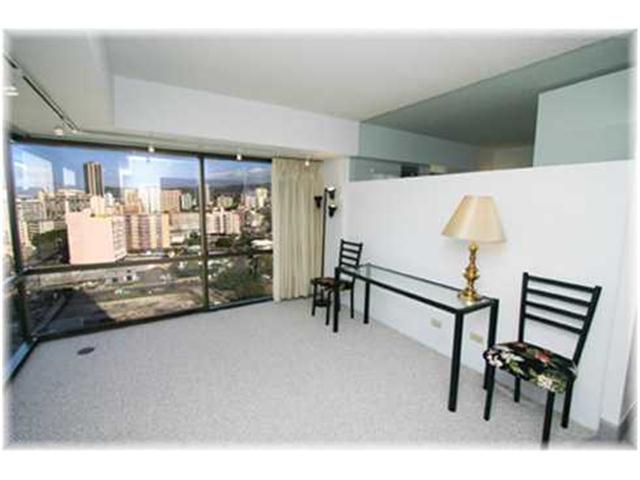 1750 Kalakaua Avenue  Unit 1402