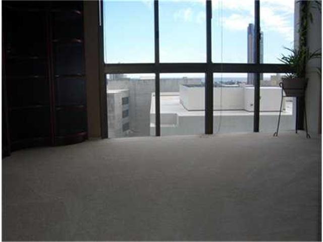 700 Richards Street  Unit 1206