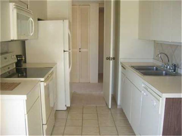 700 Richards Street  Unit 1206
