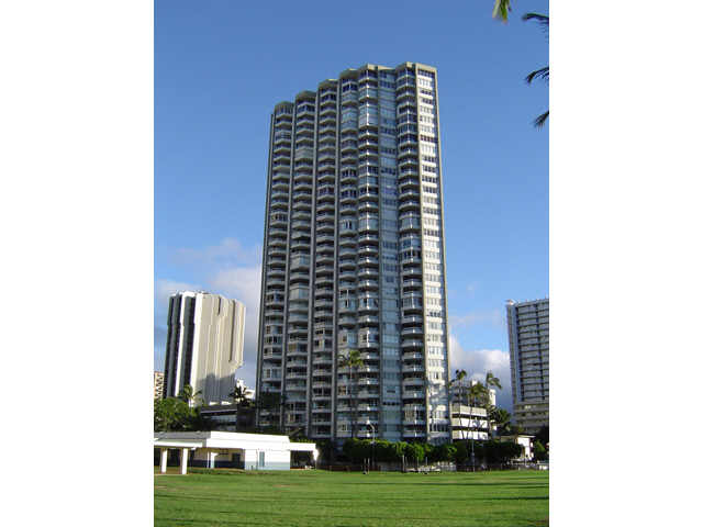 2600 Pualani Way  Unit 3604