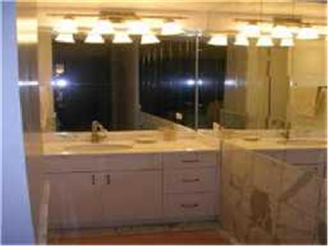 225 Queen Street  Unit 23/E