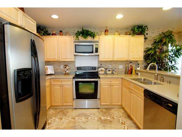 87-2201 Pakeke Street  Unit 65