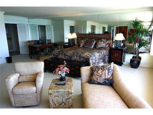 2895 Kalakaua Avenue Unit 1403/1404/1405 2895 Kalakaua Avenue Unit 1403/1404/1405