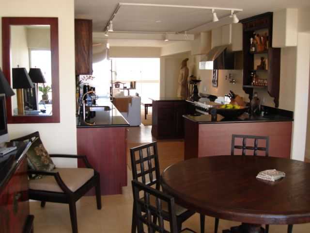155 Paoakalani Avenue  Unit PH2