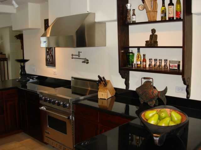 155 Paoakalani Avenue  Unit PH2