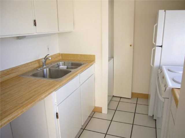 400 Hobron Lane  Unit 3406