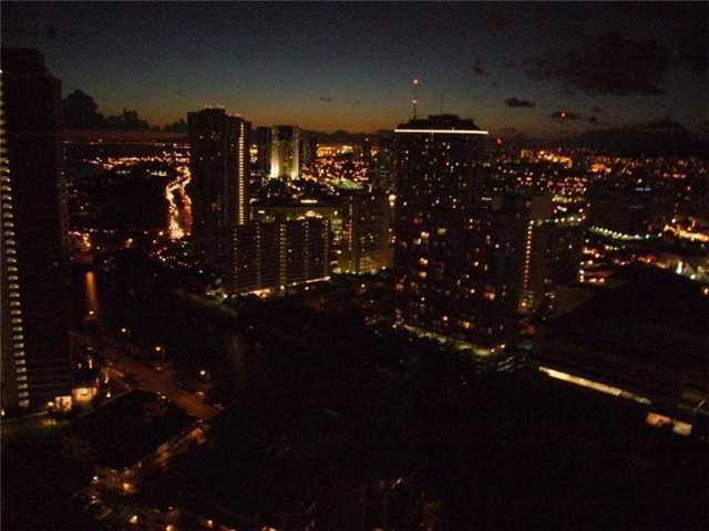 400 Hobron Lane  Unit 3406