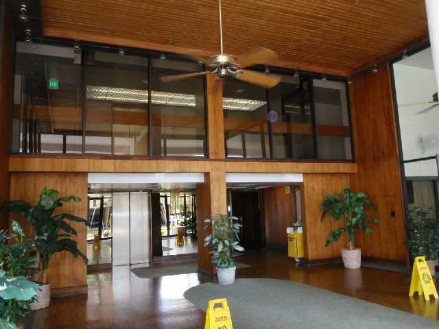 2724 Kahoaloha Lane  Unit 1207