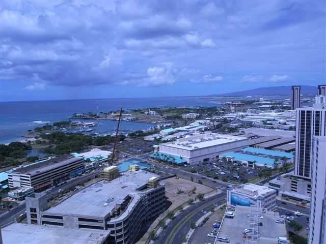 1177 Queen Street  Unit 3501