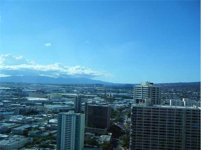 1200 Queen Emma Street  Unit PENTHOUSE 3901