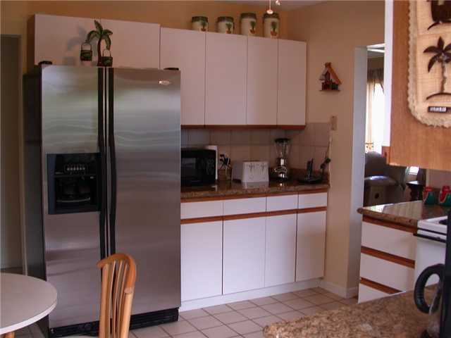 51-002 Lau Place