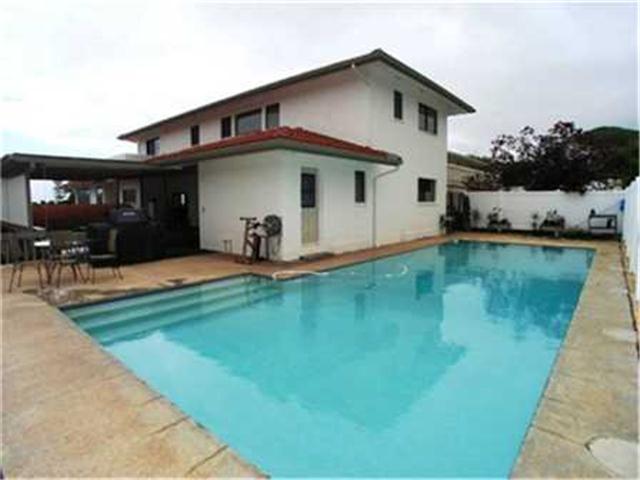 1256 Aupupu Place