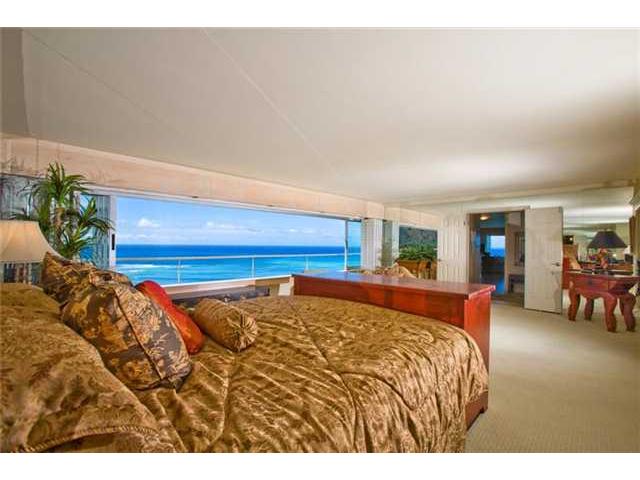 2895 Kalakaua Avenue  Unit 1403/1404/1405