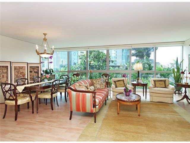 1177 Queen Street  Unit 708