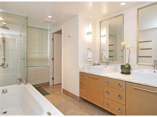 1177 Queen Street  Unit 708