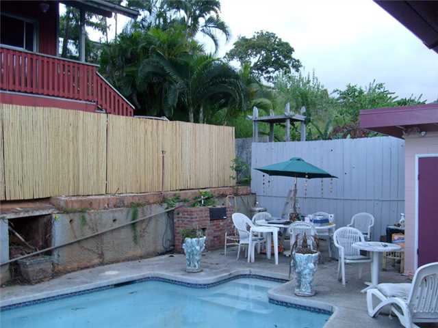 1233 Keolu Drive 1233 Keolu Drive