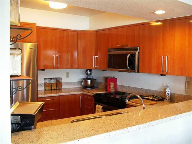 7007 Hawaii Kai Drive  Unit J/25