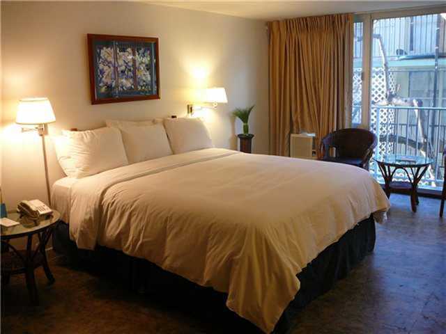 2947 Kalakaua Avenue  Unit 302