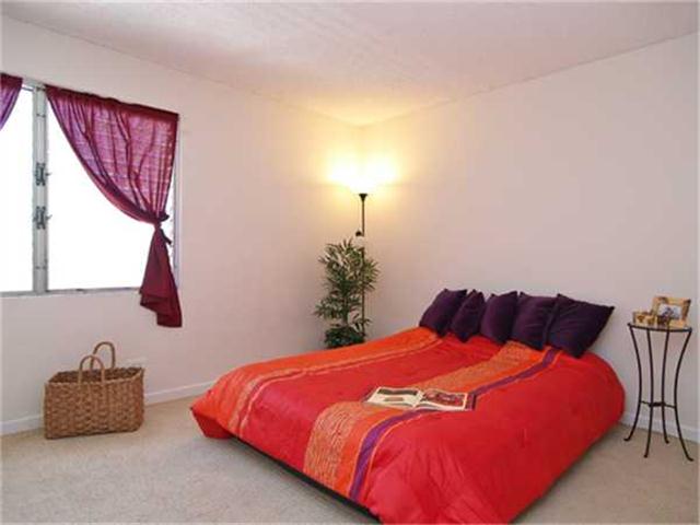 2474 Kapiolani Boulevard  Unit 504