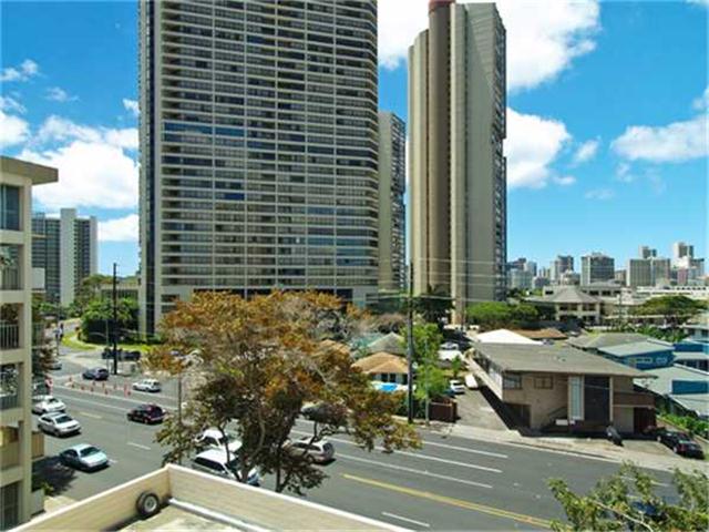 2474 Kapiolani Boulevard  Unit 504