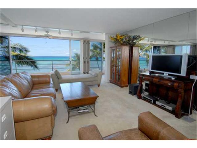 2979 Kalakaua Avenue  Unit 601