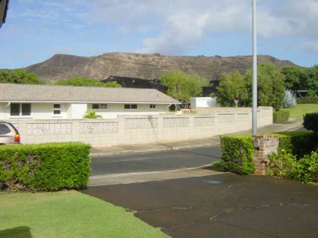 633 Hakaka Place