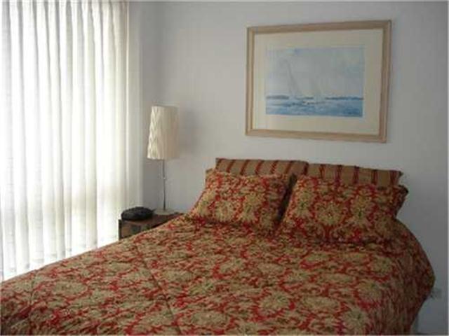 700 Richards Street  Unit 2206