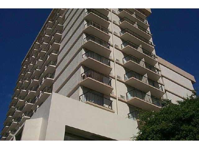 2045 Kalakaua Avenue  Unit 118