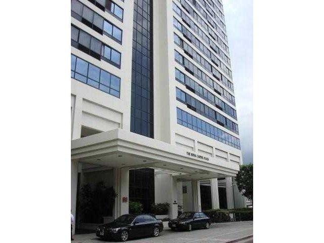 876 Curtis Street  Unit 605