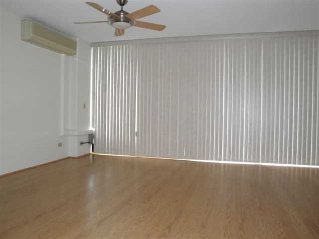876 Curtis Street  Unit 605