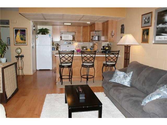 1415 Victoria Street  Unit 211
