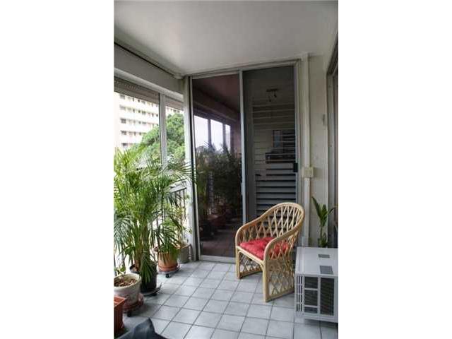 1415 Victoria Street  Unit 211
