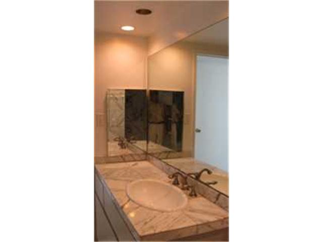 581 Kamoku Street  Unit EWA/3002