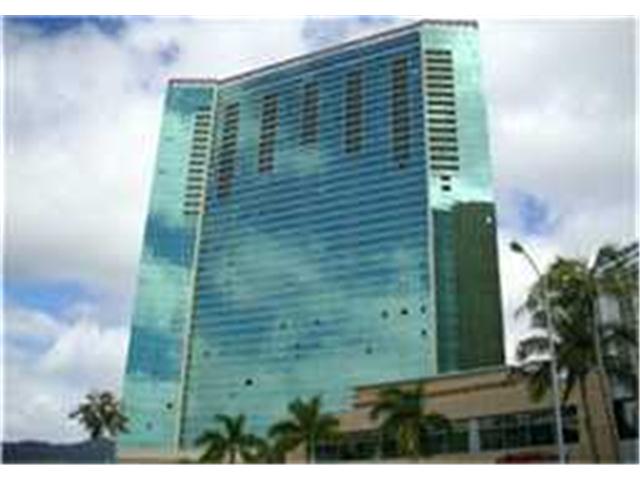 1177 Queen Street  Unit 1704