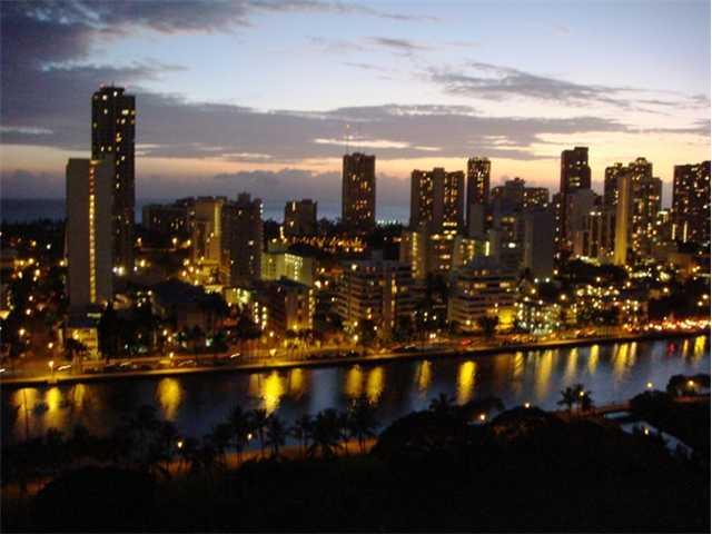 500 University Avenue  Unit 2204