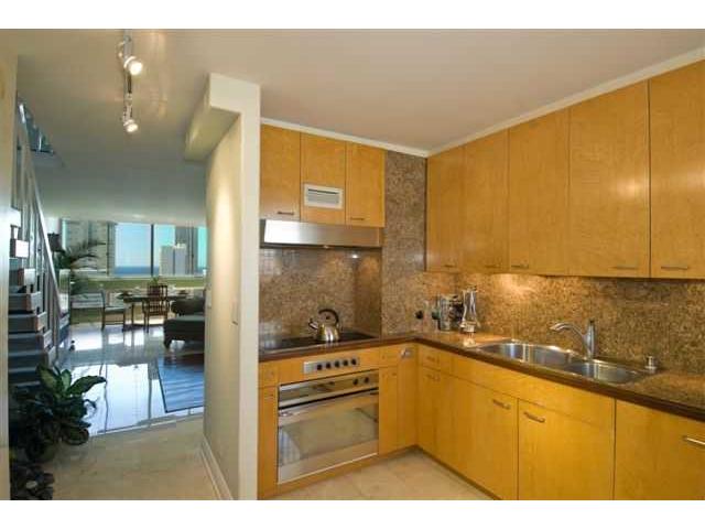 500 University Avenue  Unit 2204