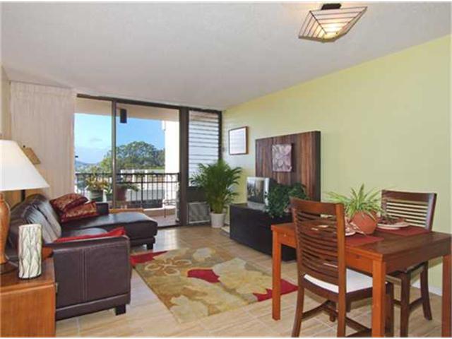 3138 Waialae Avenue  Unit 904